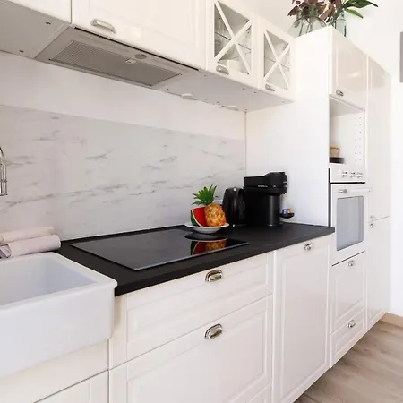 La Colline Yourhosthelper Apartamento *